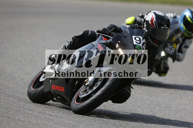 Archiv-2025/23 07.06.2025 TZ Motorsport ADR/96